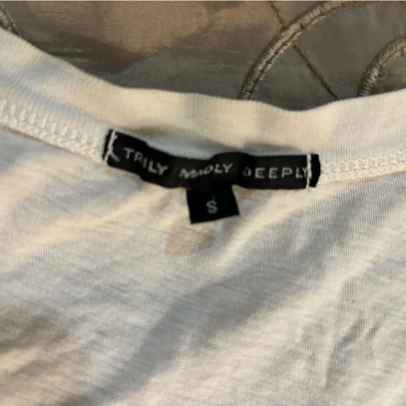 Truly Madly Deeply Koi fish T shirt - Picture 2 of 6